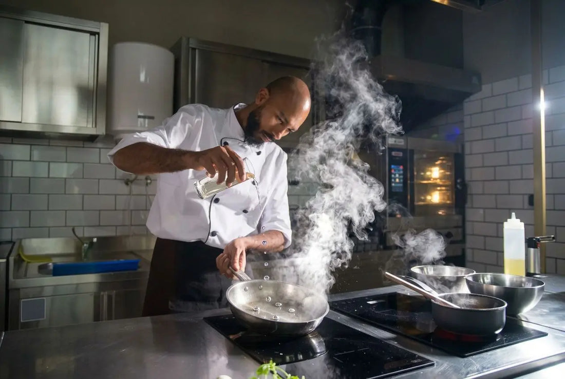 Test de la goutte d'eau en poêle inox : le guide complet