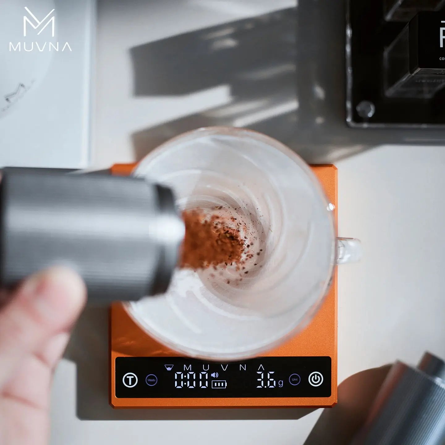 Balance à café digitale offrant des mesures fiables pour espresso et café filtre – MUVNA