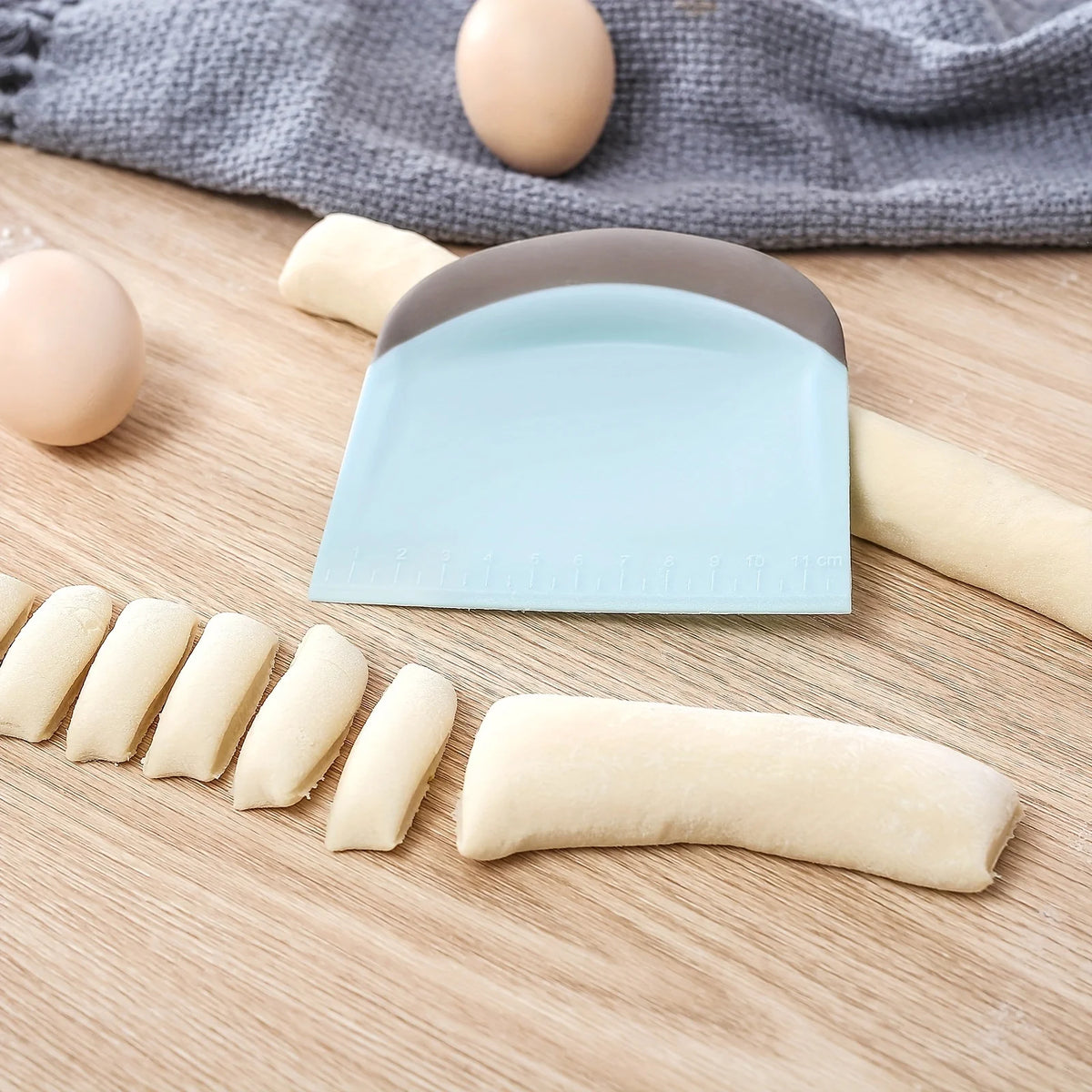 Spatule grattoir à pâte silicone, vue 2