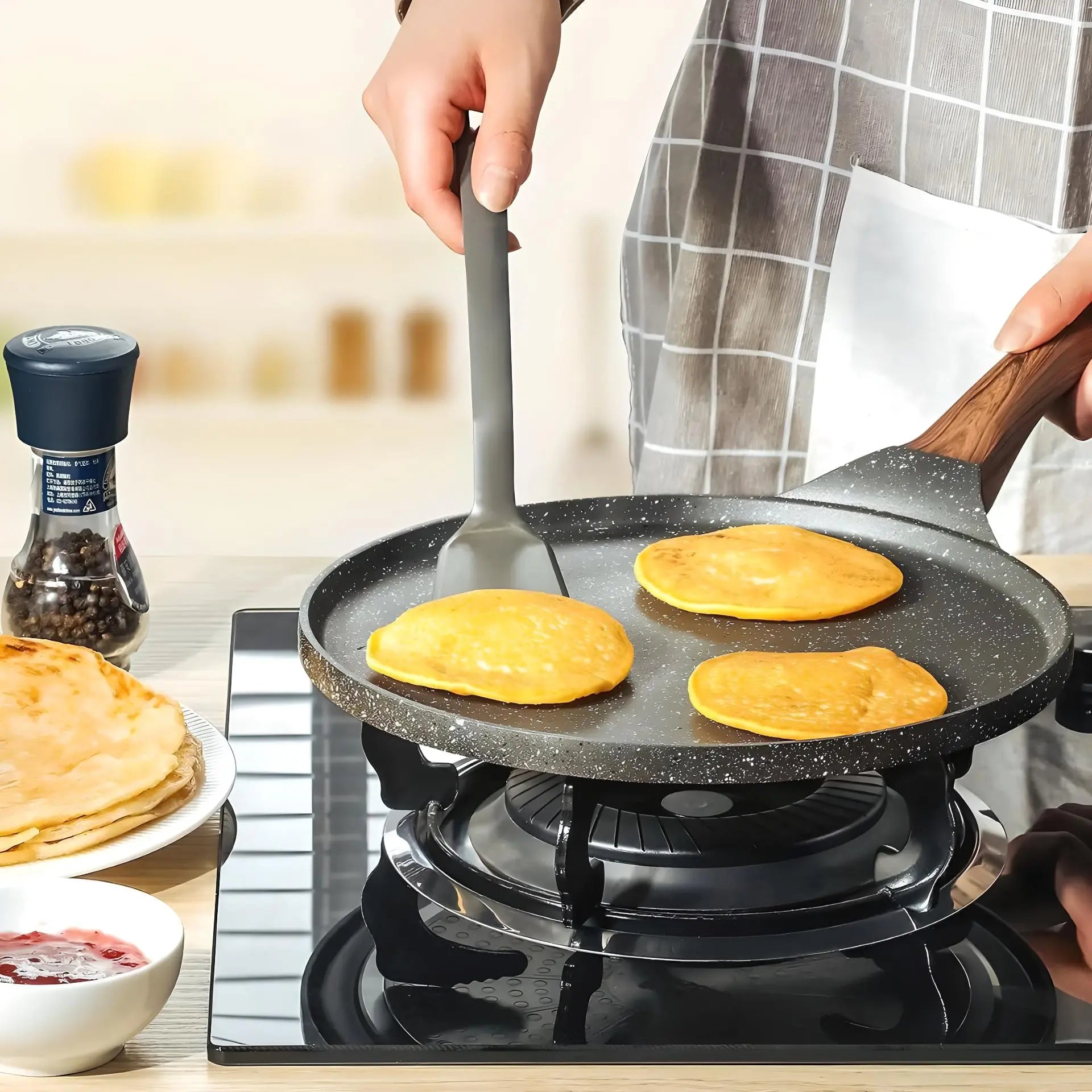 poele-a-pancake-polyvalente-flip-pan